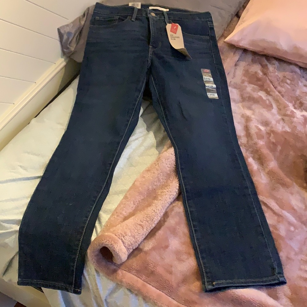Dark wash Levi’s jeans